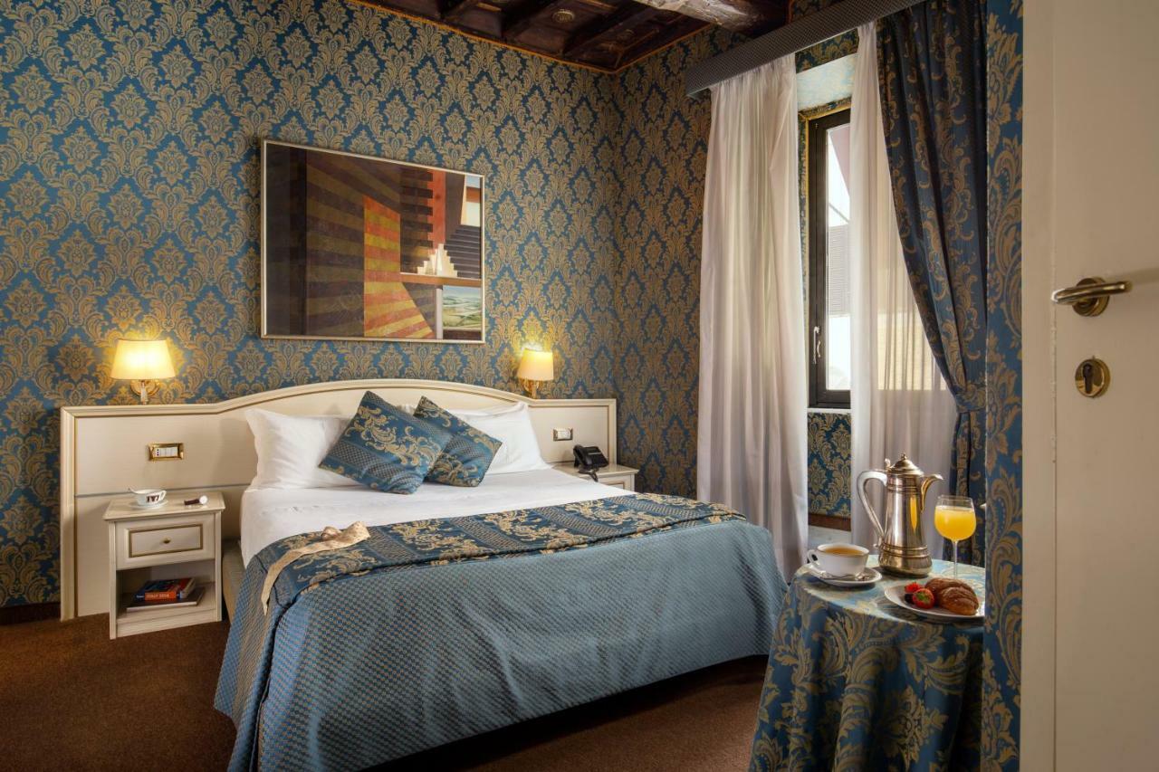 Residenza Canova Tadolini - 4* Rome