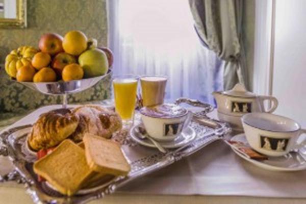 Gasthof Residenza Canova Tadolini -